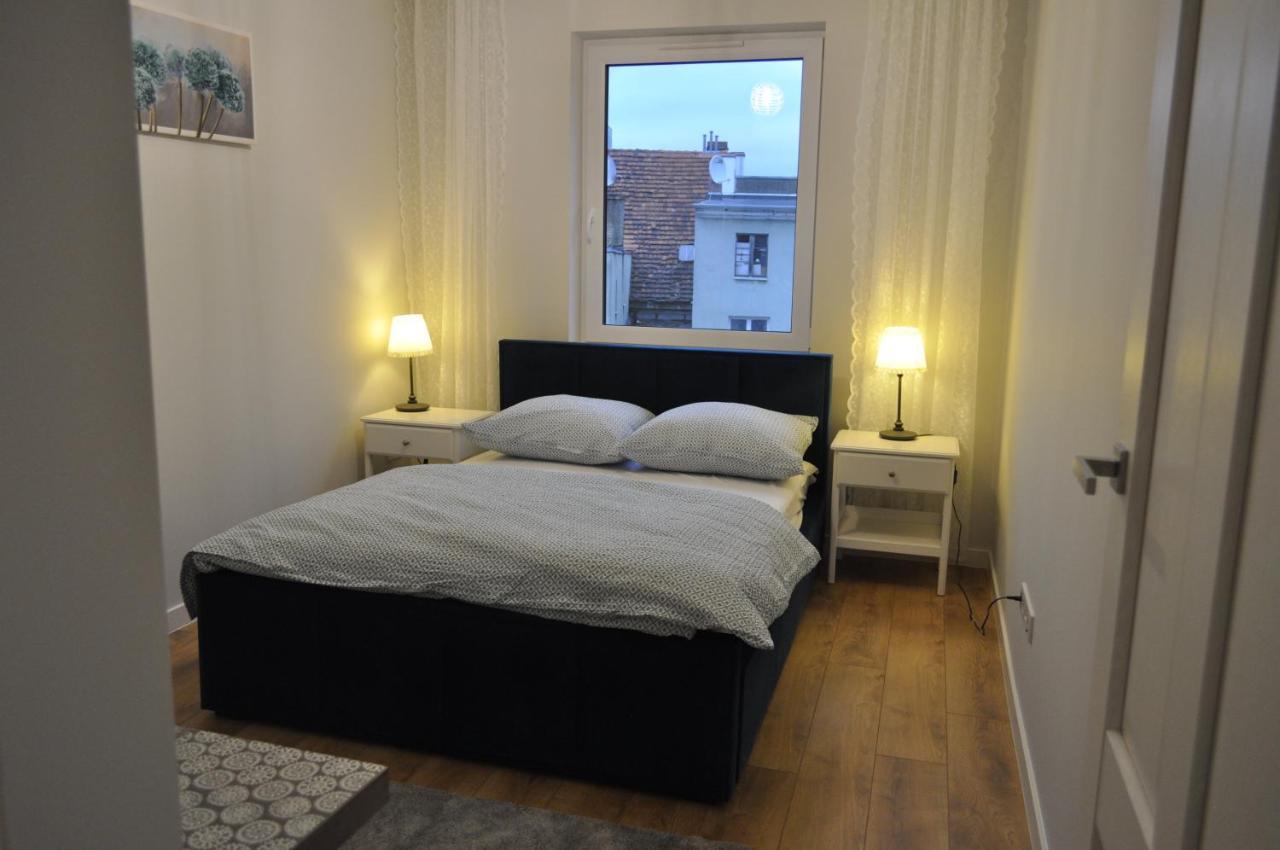 Apartament W Centrum Ζιελόνα Γκόρα Εξωτερικό φωτογραφία